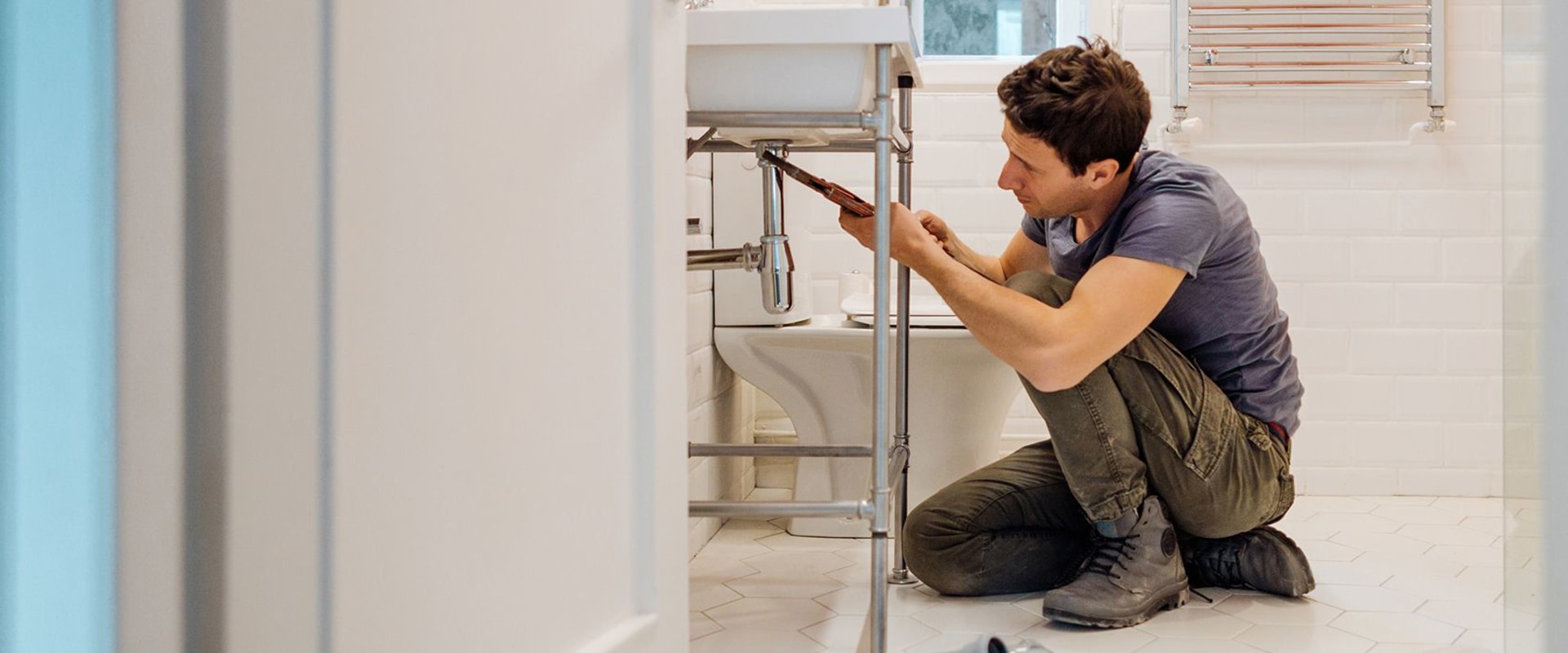 Replacing Outdated Fixtures - Tips and Advice for Home Maintenance and Repairs